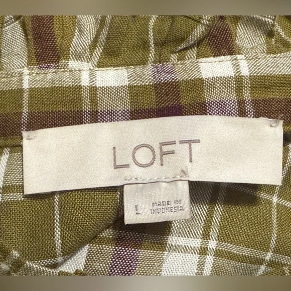 NWT LOFT Olive Plaid Long Sleeve Ruffled Blouse Size Large - Picture 2 of 9